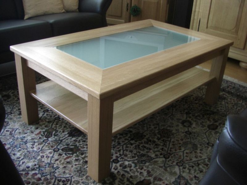 Massiver Tisch mit Glaseinlage-image